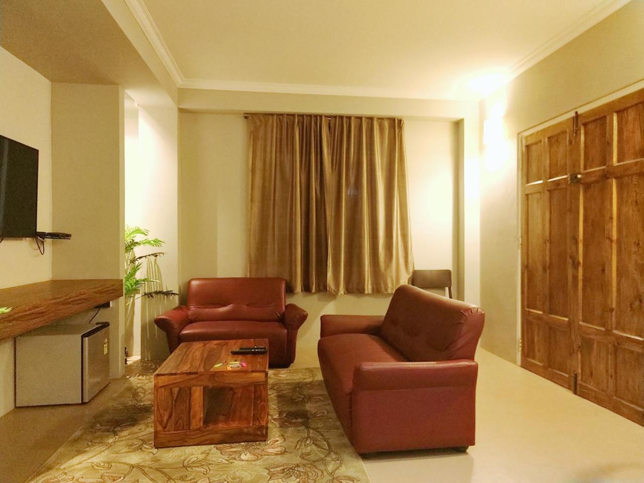 Rockski Boutique Bed & Breakfast Шиллонг Экстерьер фото